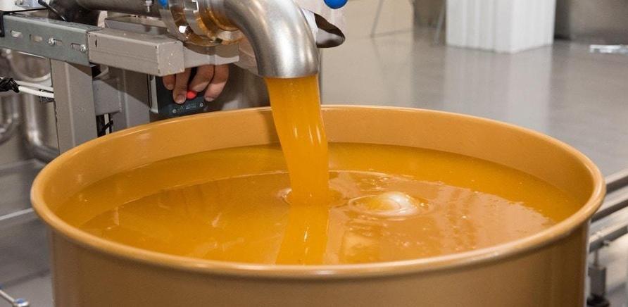 'Самый большой в Украине завод по переработке меда построили под Черкассами'