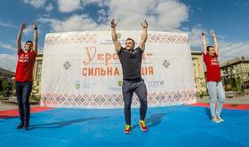 Фото 8 - Качай пресс: национальный рекорд в Черкассах