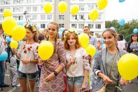 Фото 15 - День Незалежності. Черкаси 2016. Запуск патріотичних кульок