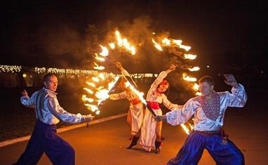 Сварожичі - Українське вогняне шоу "Чарочка Вина" - фото 2