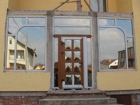 Фото 3 - Нестандартные окна и двери из ПВХ (Пластиковые)