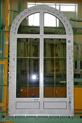 Фото 14 - Нестандартні вікна та двері з ПВХ (Пластикові)