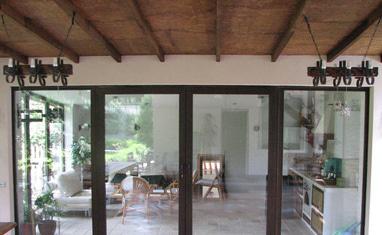 ТОВ Арка-плюс - Розсувні вікна і двері, гармошки - фото 1