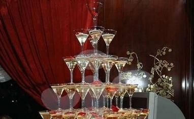Едем - Піраміда келихів шампанського - фото 5