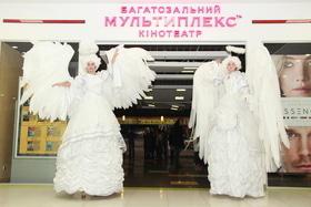 Фото 7 - Ходулісти ангели для фотосесії і весільної церемонії