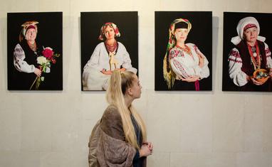 Відкриття виставки "Традиційні головні убори Середньої Наддніпрянщини" - фото 2