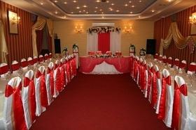 Фото 1 - Красная свадьба