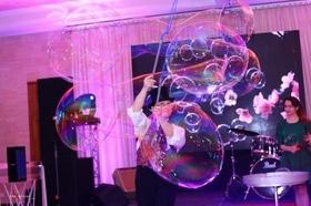 Фото 20 - Шоу мильних бульбашок