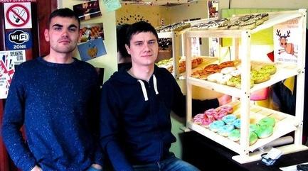 Статья 'Стартап: в Черкассах появилась лавка с американскими пончиками'