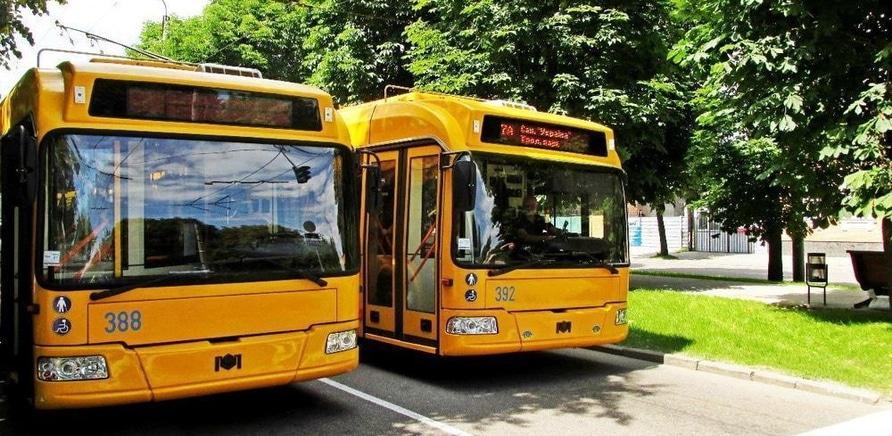 'Школьники и студенты будут ездить в черкасских троллейбусах бесплатно'