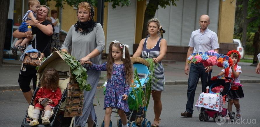 Фото 6 - Черкассами прокатился Парад детских колясок