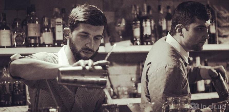 Фото 1 - Лучший бармен Украины работает в Черкассах