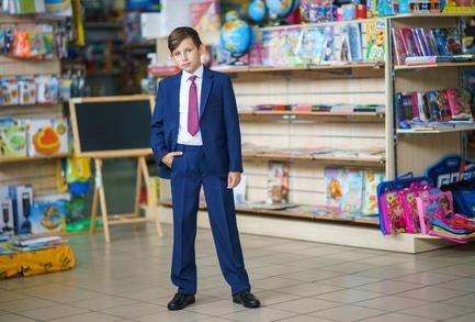 'Школа' - стаття По формі: де в Черкасах купити стильний одяг для школярів