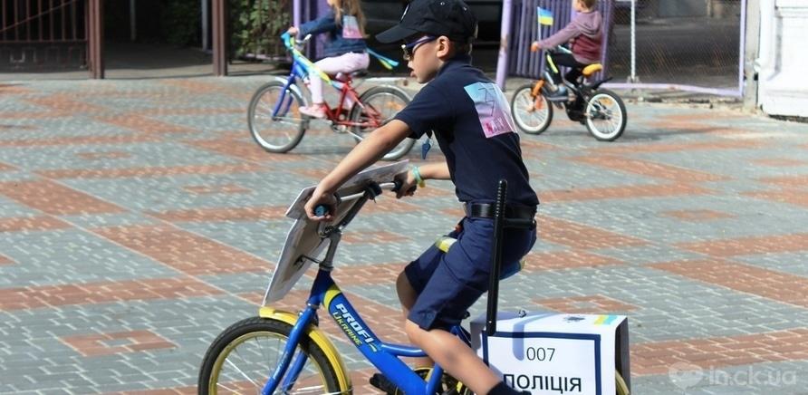 Фото 3 - В Черкассах состоялся праздничный парад детских колясок