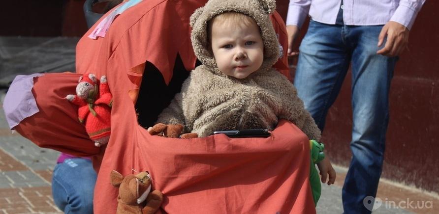 Фото 6 - В Черкассах состоялся праздничный парад детских колясок