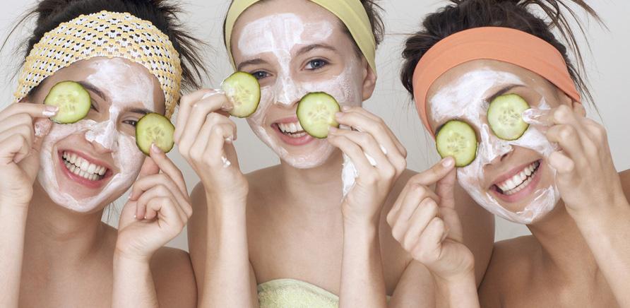 Гид по красоте: как ухаживать за кожей лица в разном возрасте?