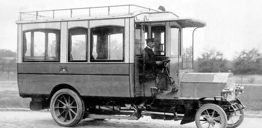 'Первые черкасские автобусы: маршруты столетней давности'