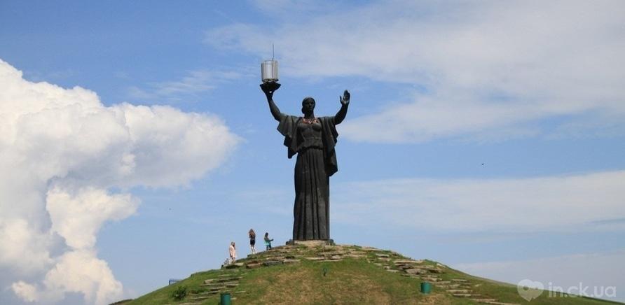 Фото 3 - Современный вид Холма Славы, фото с сайта irenebelle.in.ua