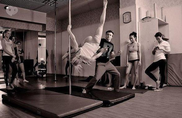 Фото 2 - Студия танца и акробатики на пилоне Politov School
