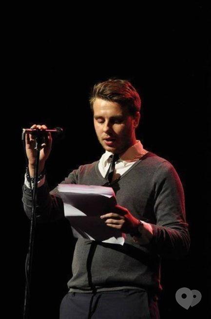 Навчання - Презентація збірки поезії Ігоря Астапенка 'Щільник'