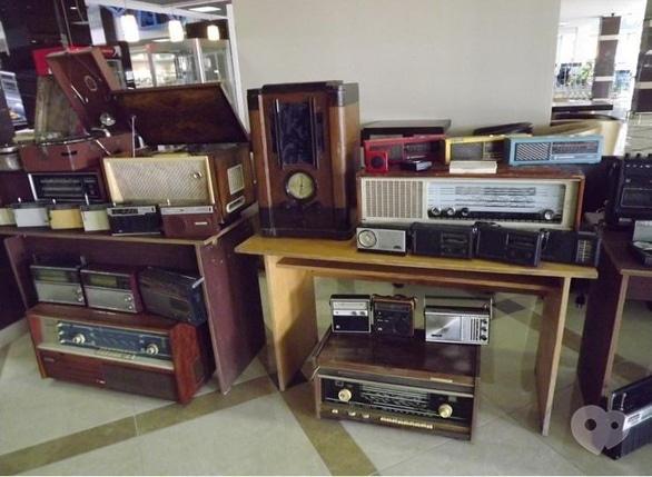 Виставка - 'Радіо в роки Великої Вітчизняної війни' – виставка радіотехніки