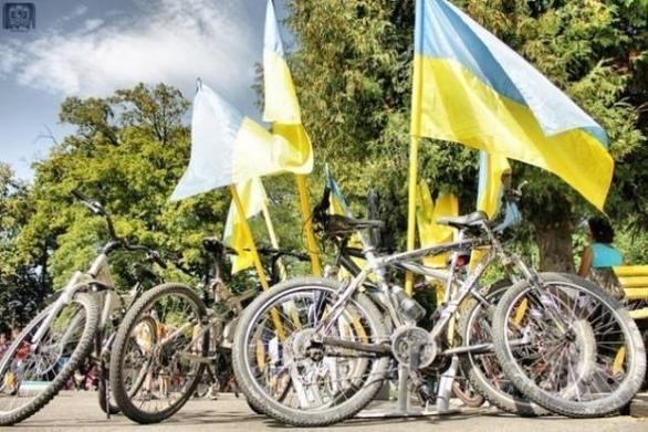 Спорт, отдых - Установление мирового рекорда велосипедистами в Черкассах