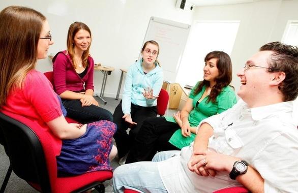 Навчання - Дискусійний клуб 'Бесідка'