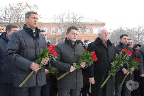 Черкасский государственный технологический университет - В День Соборности Украины Черкасский государственный технологический университет почтил память погибших воинов АТО