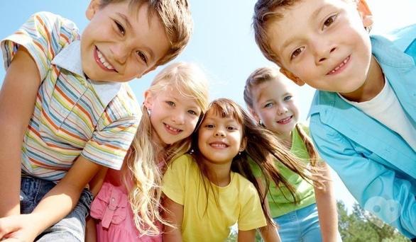 Для дітей - Розважальна шоу-програма для дітей 'Наповнимо цей світ радістю'