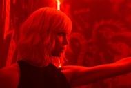 Фильм'Атомная Блондинка' - кадр 1