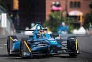 Фильм'Три из трех: три титула для команды RENAULT E.DAMS в трех сезонах чемпионата Формулы E' - фото 4