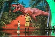 Фильм'Monatik закружит участников шоу "Круче всех"' - кадр 1