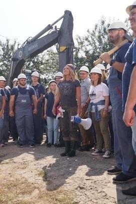 Фильм - Оксана Марченко снова появится на телевидение в революционном шоу