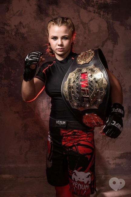 Фильм - Украинка будет бороться за титул на чемпионате мира по смешанным единоборствам