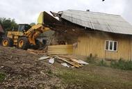 Фильм'Марченко построила дом для девушки, в 14 лет ставшей мамой для двоих братьев и сестры' - кадр 2