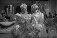 Фильм'Просмотр фильма "Праздничная гостиница"' - кадр 3