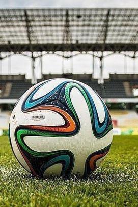 Фільм - Телеканали 'Інтер' і 'НТН' транслюватимуть Чемпіонат світу з футболу