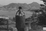 Фильм'Просмотр фильма "Голый остров" 1960' - кадр 4
