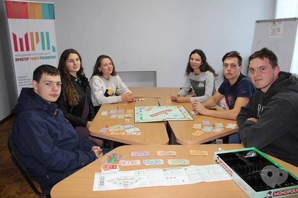 Спорт, відпочинок - Настільна гра 'Монополія'