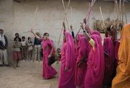 Фильм'Просмотр фильма "Розовые сари" режиссера Кима Лонджинотто в "Промолодь"' - кадр 4