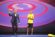 Фильм'"Интер" покажет парня, который заработал первый миллион в 14 лет' - кадр 5