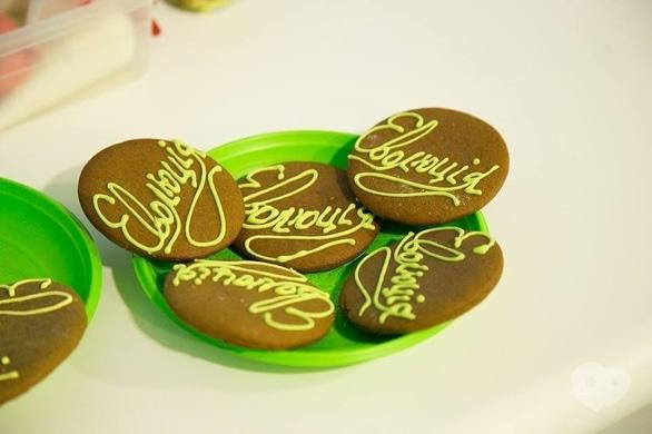 Для дітей - Майстер-клас з декорування імбирного печива