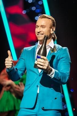 Фильм - Новогодние приключения звезд