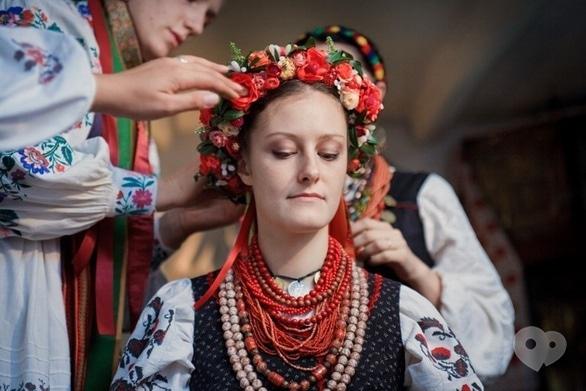 Навчання - Лекція-екскурсія 'Традиційний український дівочий вінок'