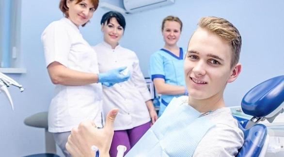 Стоматологія Соболевського - Відбілювання зубів: пора втілювати мрії в реальність