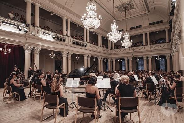 Концерт - Онлайн концерт Киевского камерного оркестра