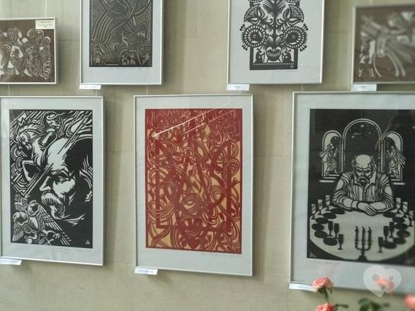 Обучение - Кураторский экскурсия по выставке Николая Телиженко 'Разговор с художником'