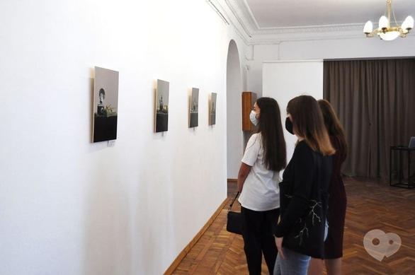 Навчання - Екскурсія вихідного дня 'Реалізм китайського художника Лю Хаотяня. Фото чи олійний живопис'