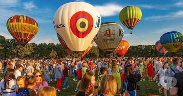 Спорт, отдых - Фестиваль воздушных шаров 'Монгольфьерия' в Черкассах