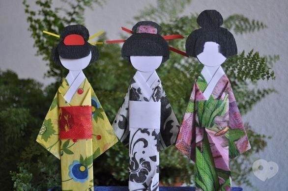 Навчання - Лекція 'Країна тисяч ляльок' + майстер-клас виготовлення паперової ляльки Чіогамі-нінгьо